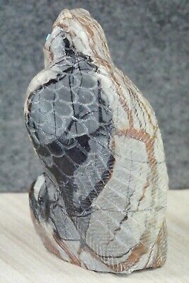 Owl Zuni Fetish Carving - Derrick Kaamasee