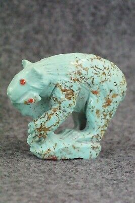 Bear Zuni Fetish Carving - Derrick Kaamasee