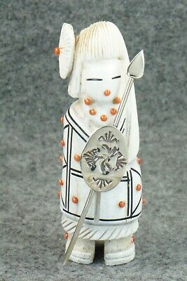 Hunter Zuni Fetish Carving - Claudia Peina