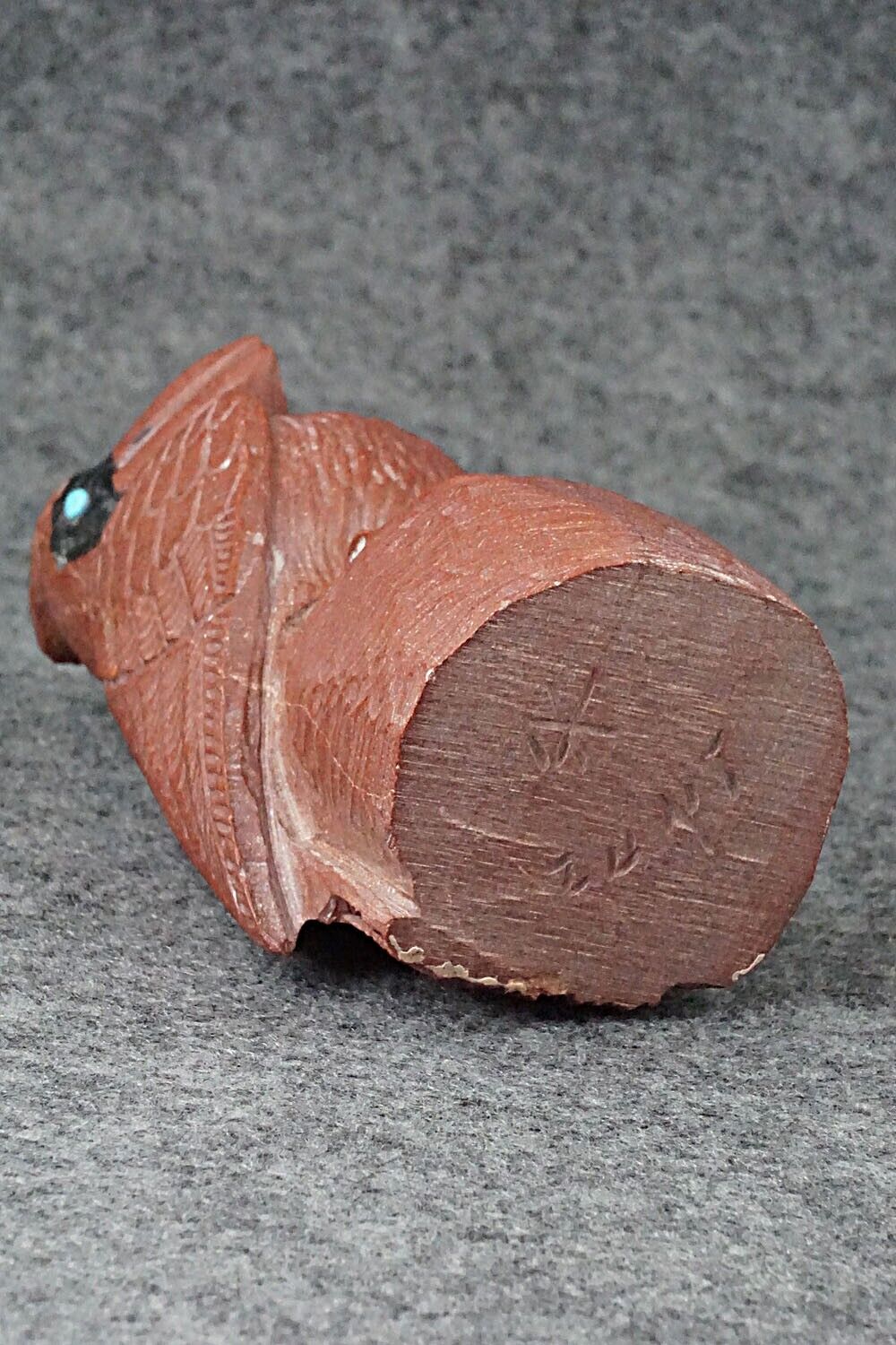 Cardinal Bird Zuni Fetish Carving - Derrick Kaamasee