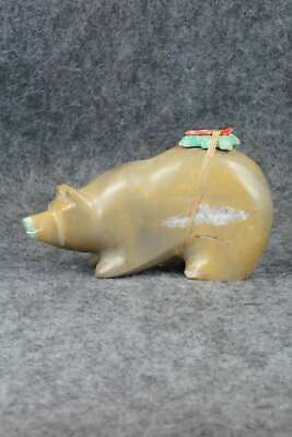 Bear Zuni Fetish Carving - Enrike Leekya