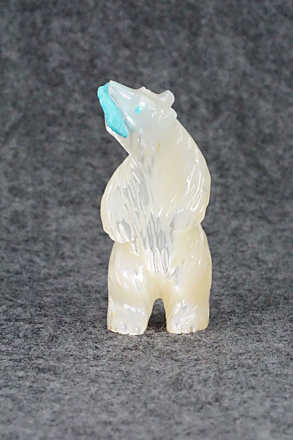 Bear Zuni Fetish Carving - Andres Quandelacy