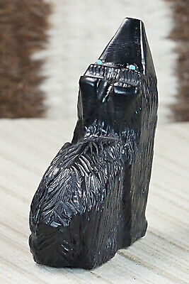 Wolf Zuni Fetish Carving - Mike Tucson