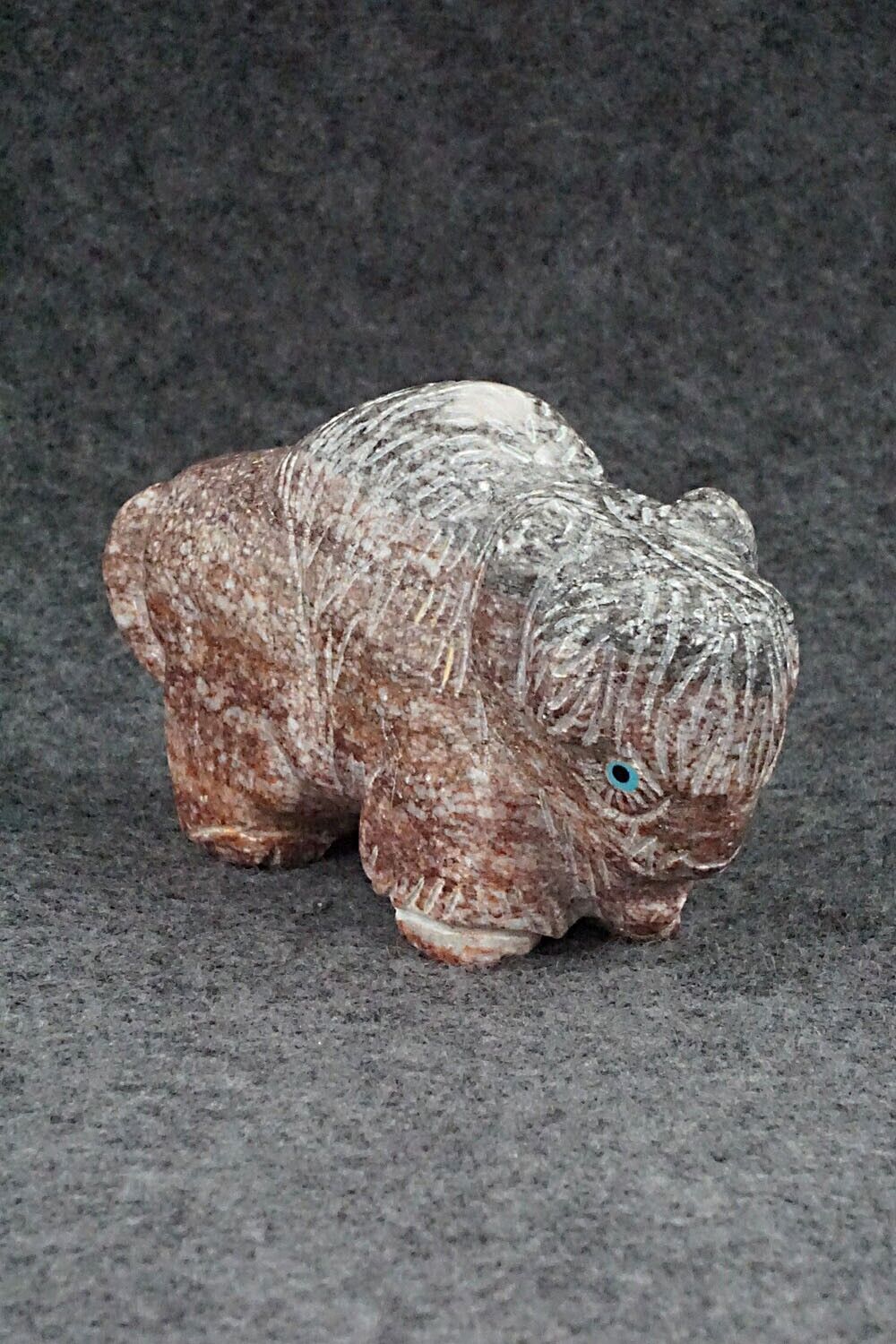 Buffalo Zuni Fetish Carving - Chris Nastacio