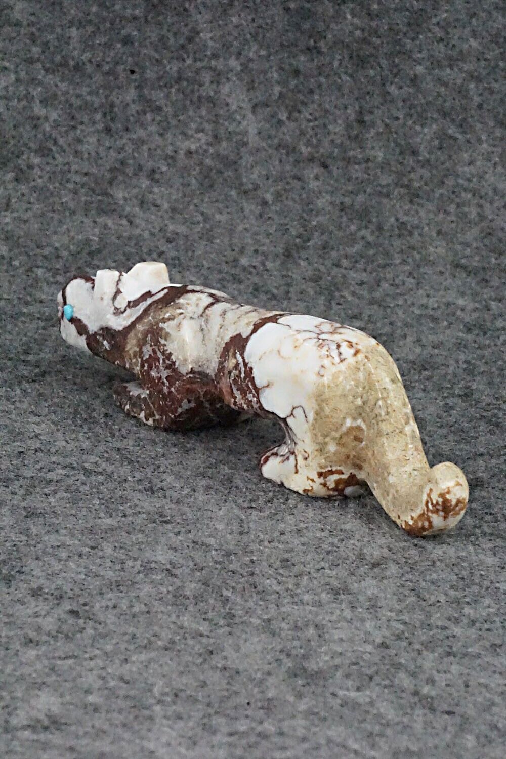 Mountain Lion Zuni Fetish Carving - Ronnie Lunasee