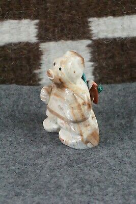 Bear Zuni Fetish Carving - Ariane Quam