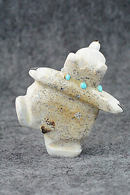 Bear Zuni Fetish Carving - Claudia Peina