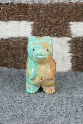 Bear Zuni Fetish Carving - Ariane Quam