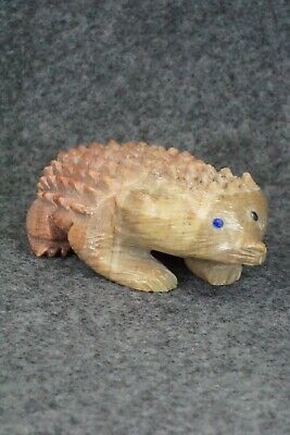 Porcupine Zuni Fetish Carving - Jonas Hustito