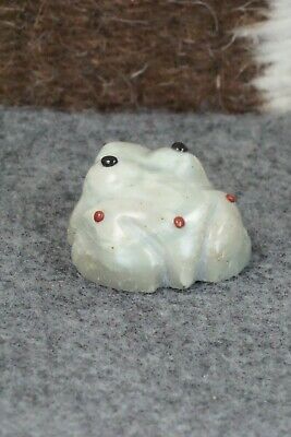 Frog Zuni Fetish Carving - Gordon Poncho