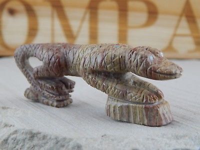 Lizard Zuni Fetish Carving - Edward Pooacha - High Lonesome Trading