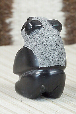 Bear Zuni Fetish Carving - Reynold Lunasee