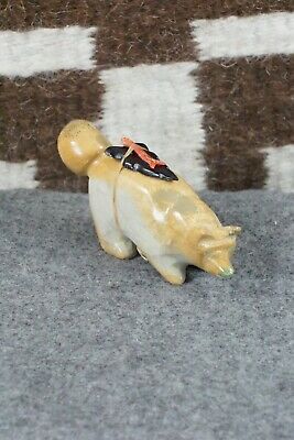 Wolf Zuni Fetish Carving - Enrike Leekya