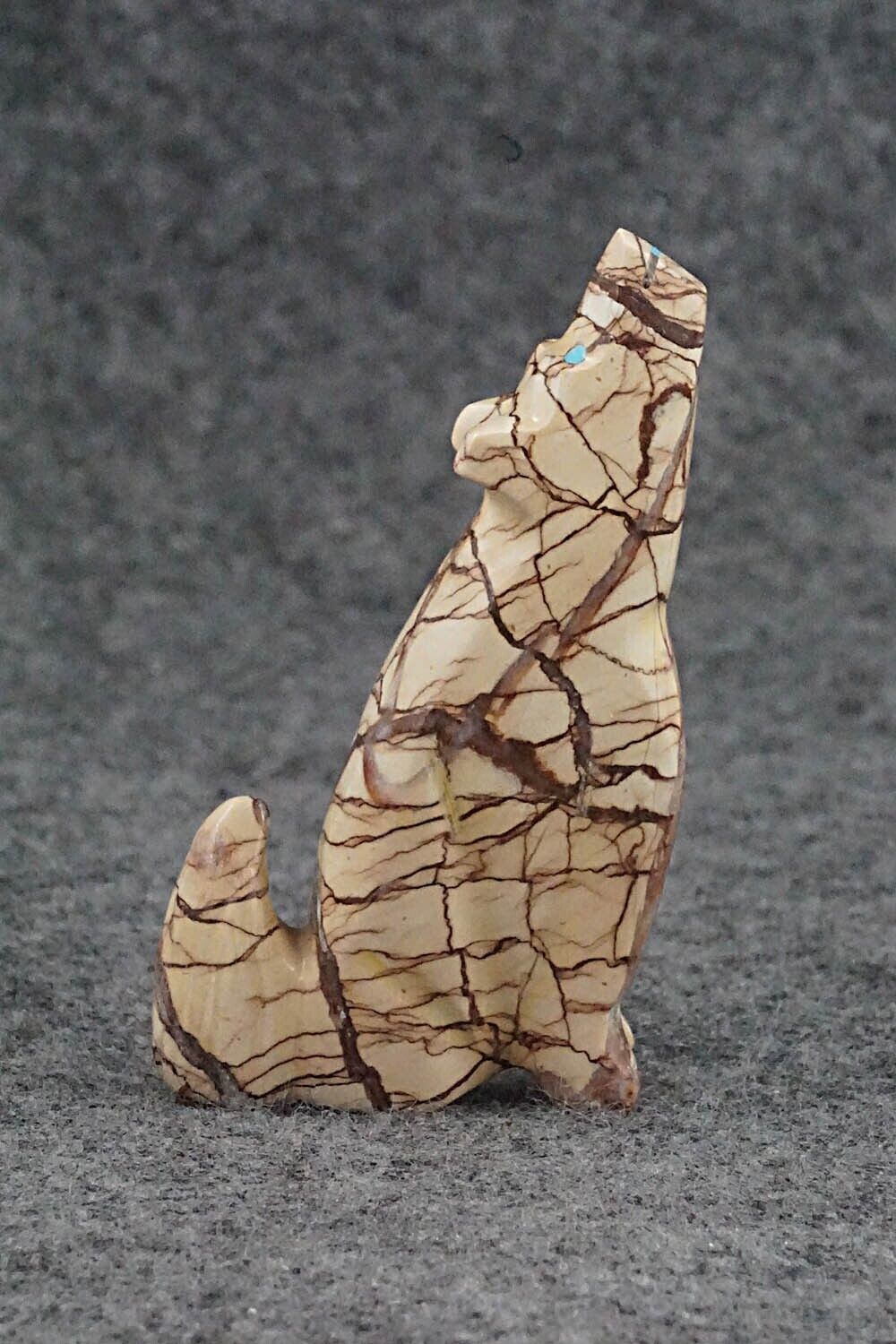 Coyote Zuni Fetish Carving - Rodney Laiwakete