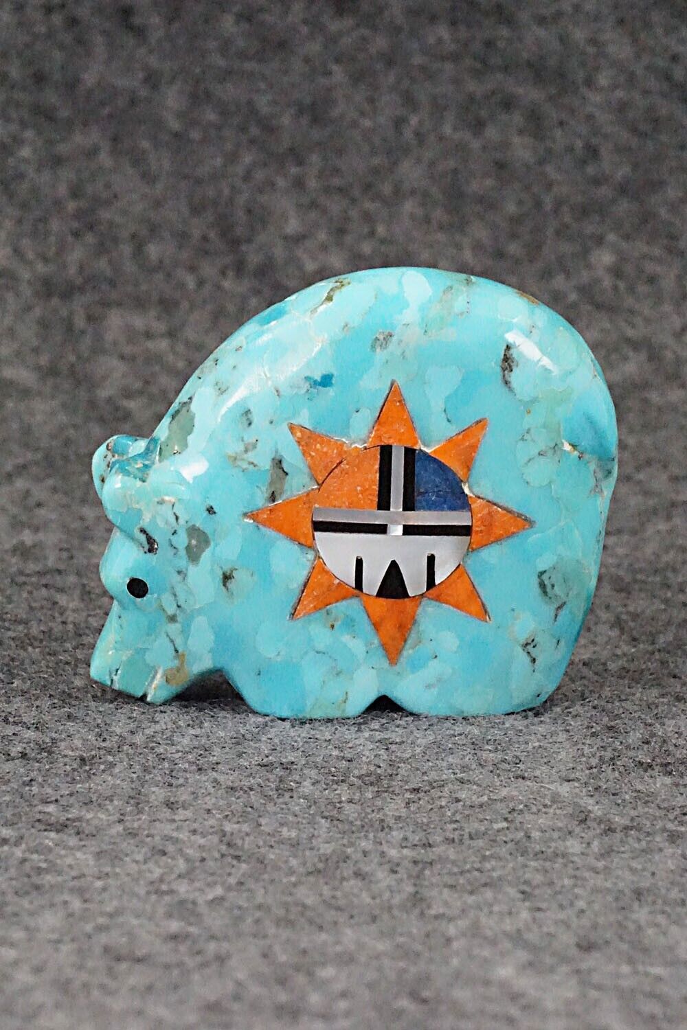 Bear Zuni Fetish Carving - Andres Lementino