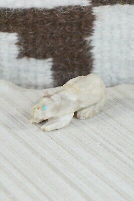 Mountain Lion Zuni Fetish Carving - Wilfred Cheama
