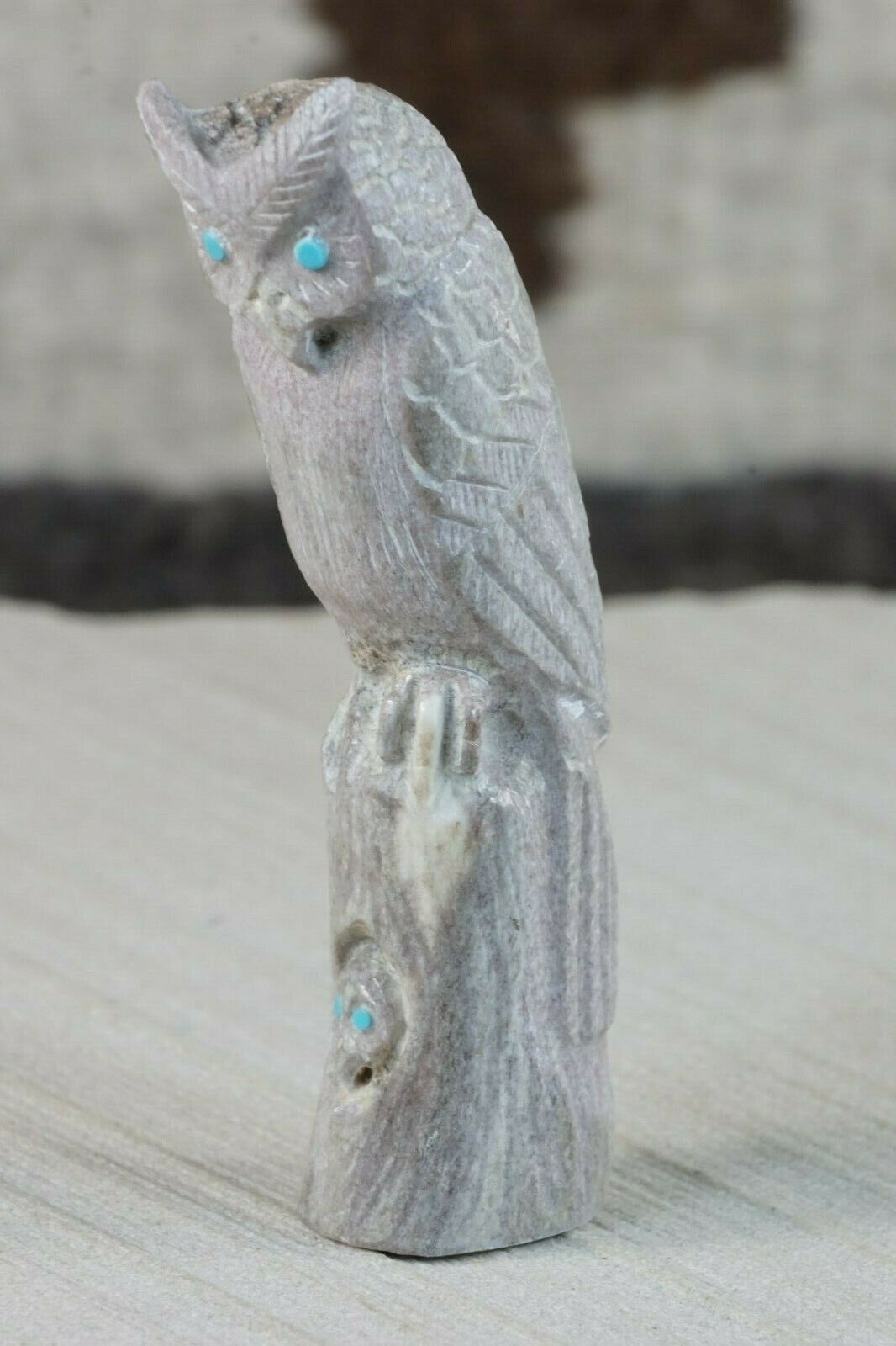 Owl Zuni Fetish Carving - Derrick Kaamasee - High Lonesome Trading