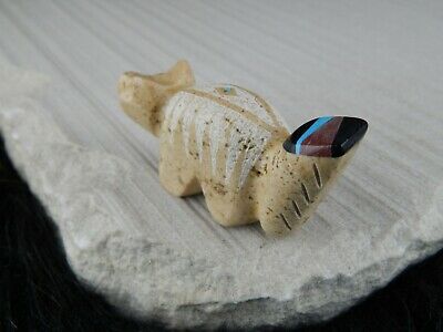 Wolf Zuni Fetish - Brandon Phillips - Zuni Wolf Carving - High Lonesome Trading
