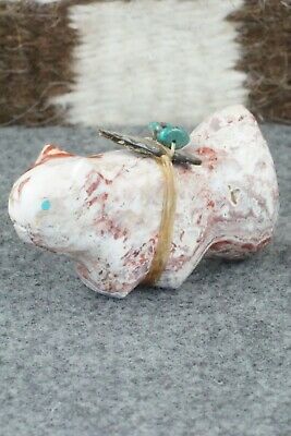 Wolf Zuni Fetish Carving - Daphne Quam