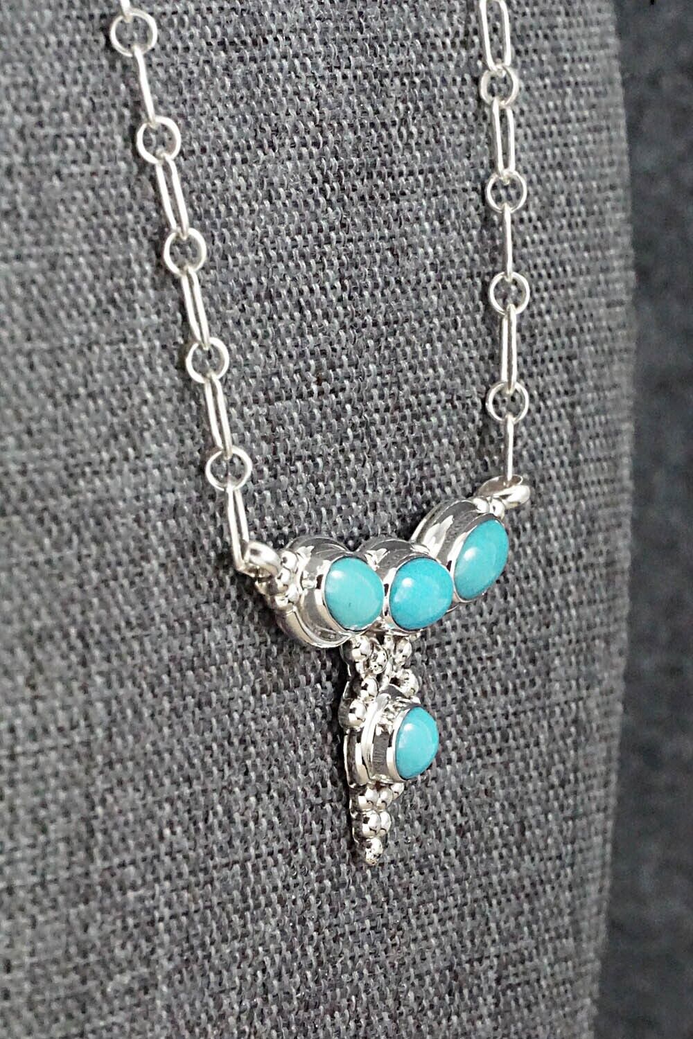 Turquoise & Sterling Silver Necklace - Verley Betone