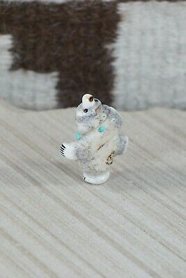 Bear Zuni Fetish Carving - Claudia Peina