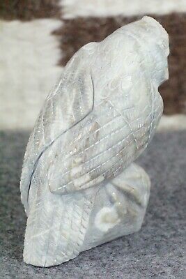 Owl Zuni Fetish Carving - Derrick Kaamasee