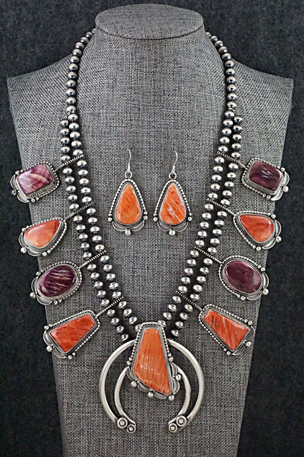 Spiny Oyster & Sterling Silver Squash Blossom Set - Tom Lewis