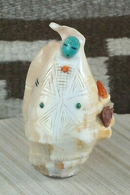 Corn Maiden Zuni Fetish Carving - Kevin Quam