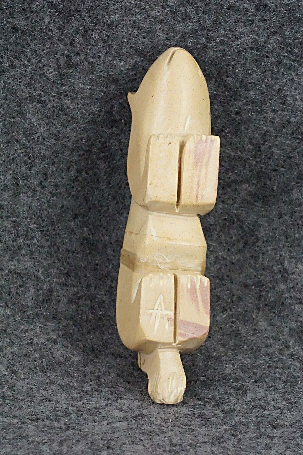 Mountain Lion Zuni Fetish Carving - Alex Tsethlikai