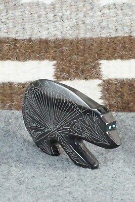 Bear Zuni Fetish Carving - Jonathan Natewa