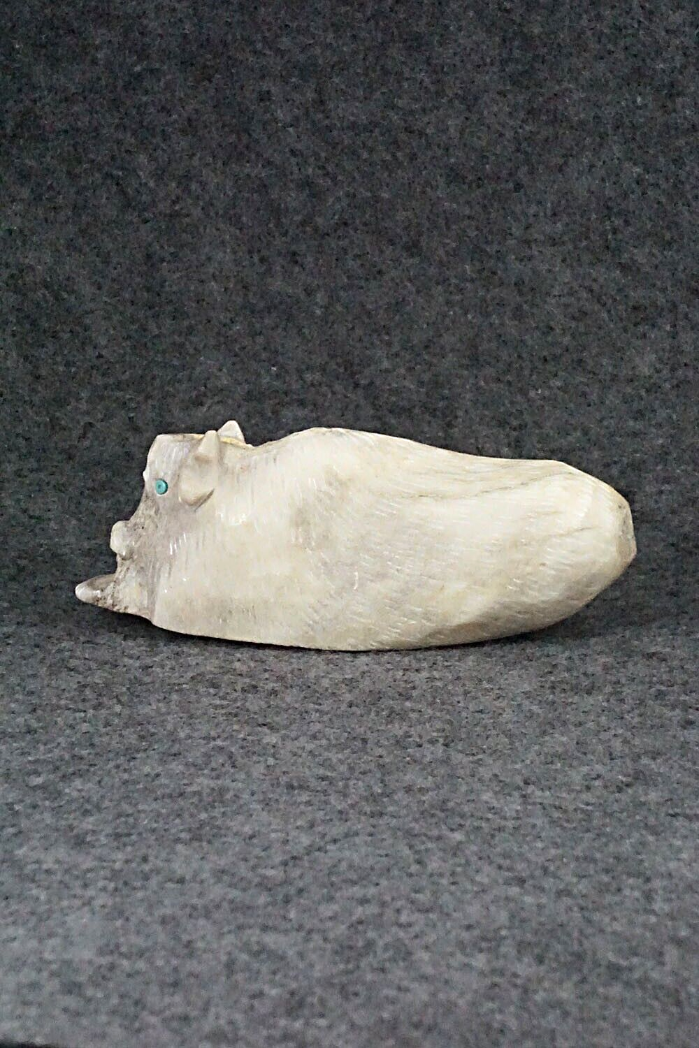 Buffalo Zuni Fetish Carving - Allison White