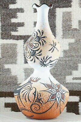 Zuni Pottery - Deldrick Cellicion