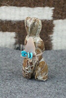 Bear Zuni Fetish Carving - Ariane Quam