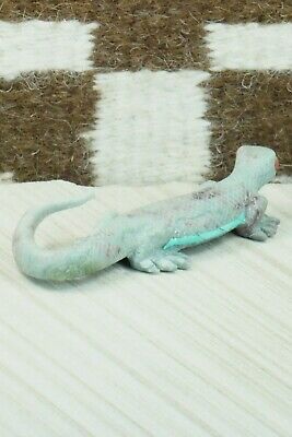 Lizard Zuni Fetish Carving - Peter Natewa