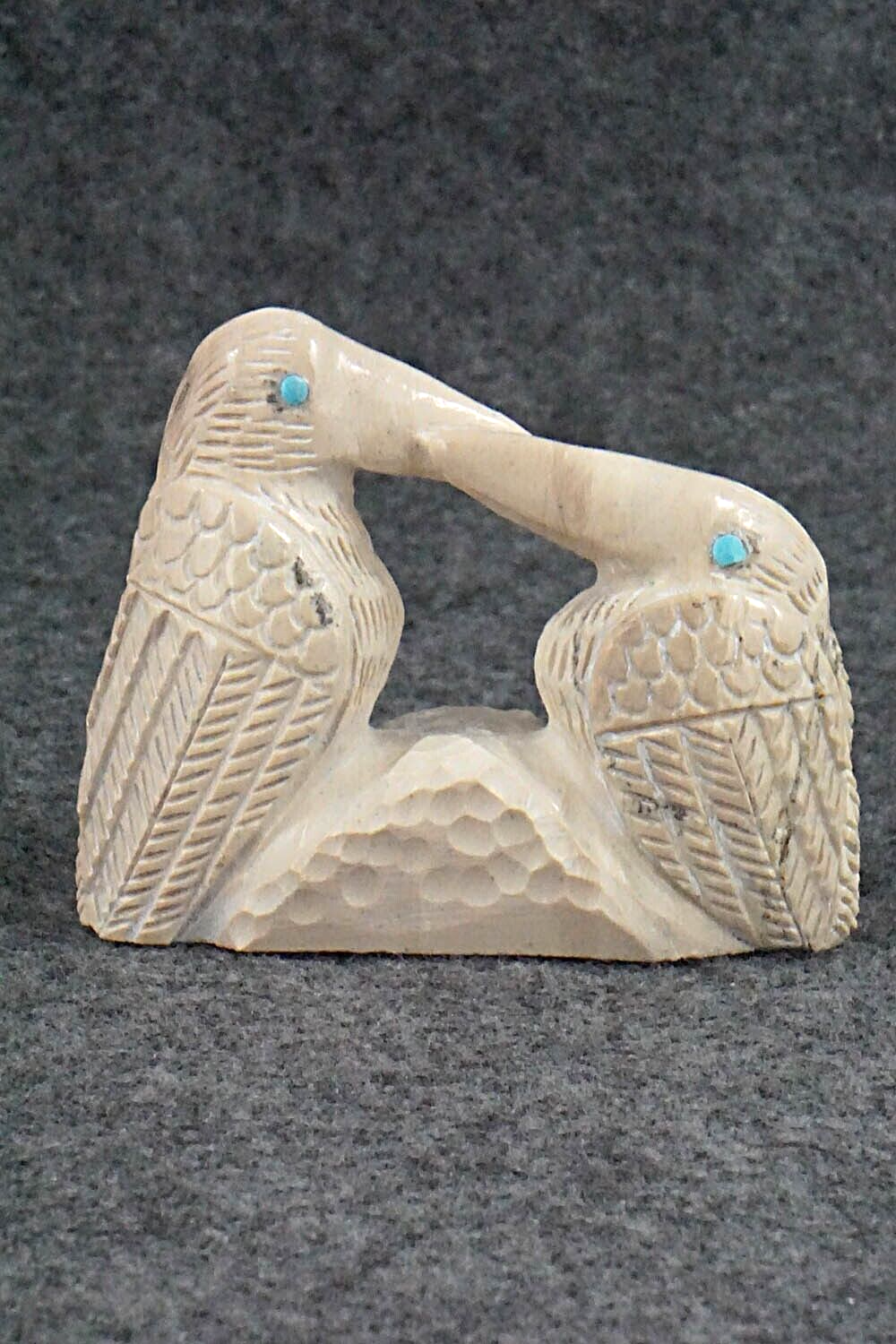 Hummingbird Zuni Fetish Carving - Carlton Kaamasee