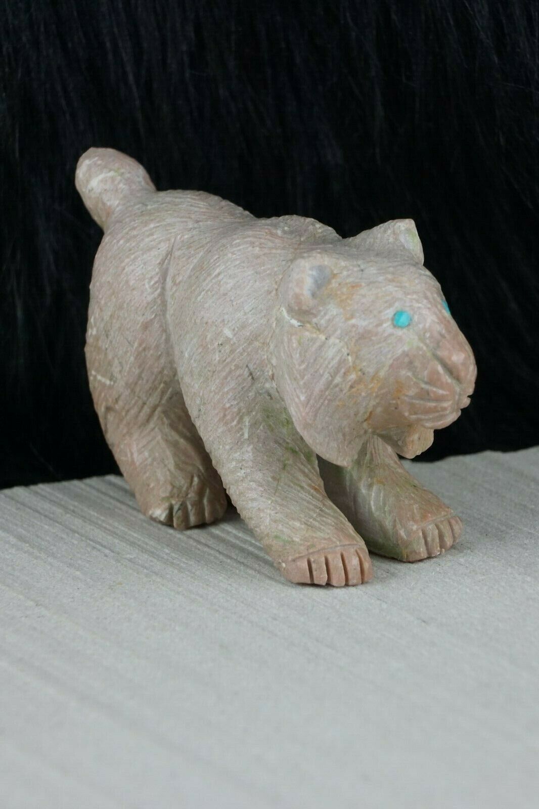 Bobcat Zuni Fetish Carving - Jonas Hastito - High Lonesome Trading