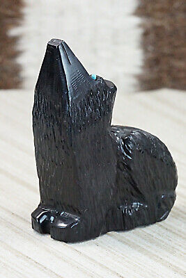 Wolf Zuni Fetish Carving - Mike Tucson