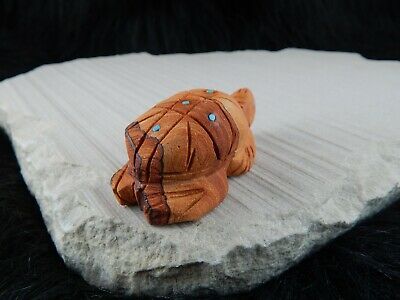 Turtle Zuni Fetish Carving - Louise Ponchuella - High Lonesome Trading