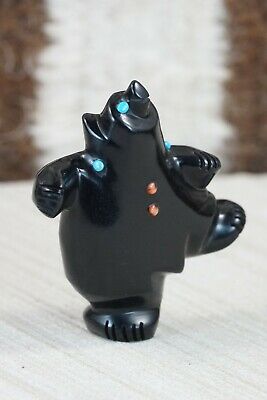 Bear Zuni Fetish Carving - Claudia Peina
