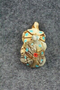 Turtle Zuni Fetish Carving - Carl Etsate