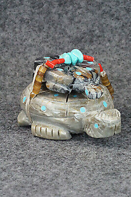 Turtle Zuni Fetish Carving - Stafford Chimoni