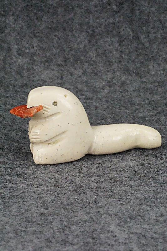 Otter Zuni Fetish Carving - Justin Red Elk