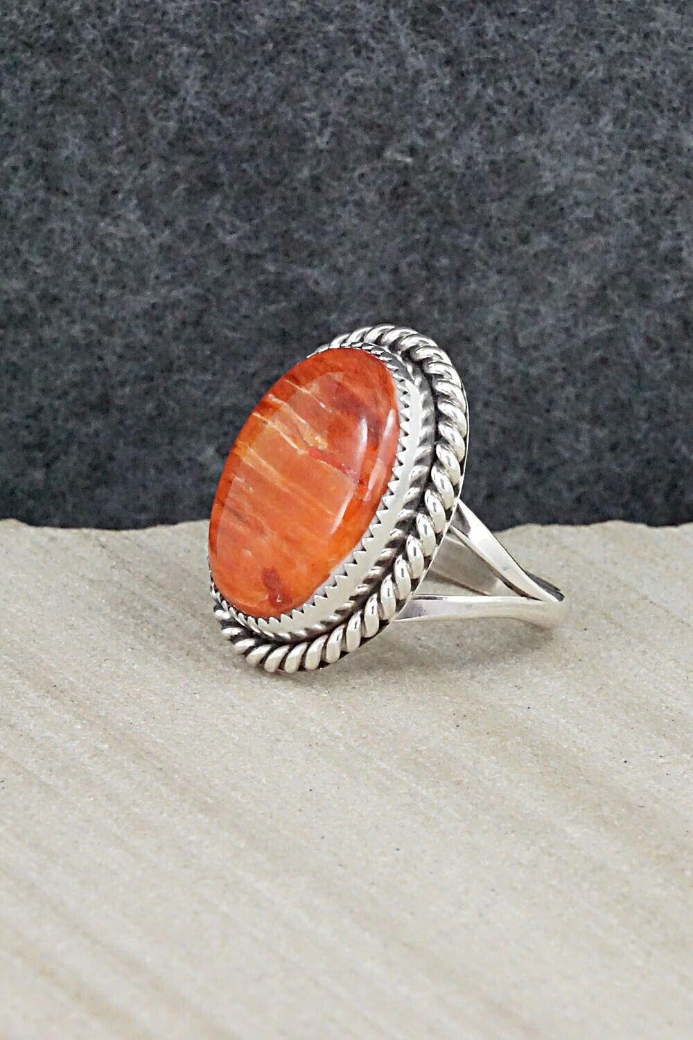 Spiny Oyster & Sterling Silver Ring - Benjamin Martinez - Size 7