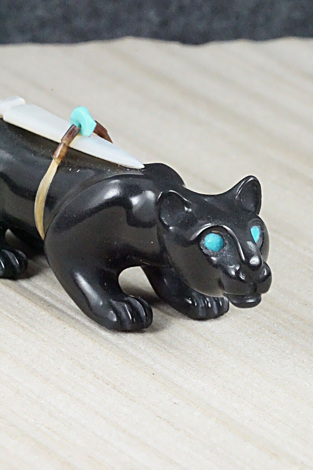 Mountain Lion Zuni Fetish Carving - Albert Eustace