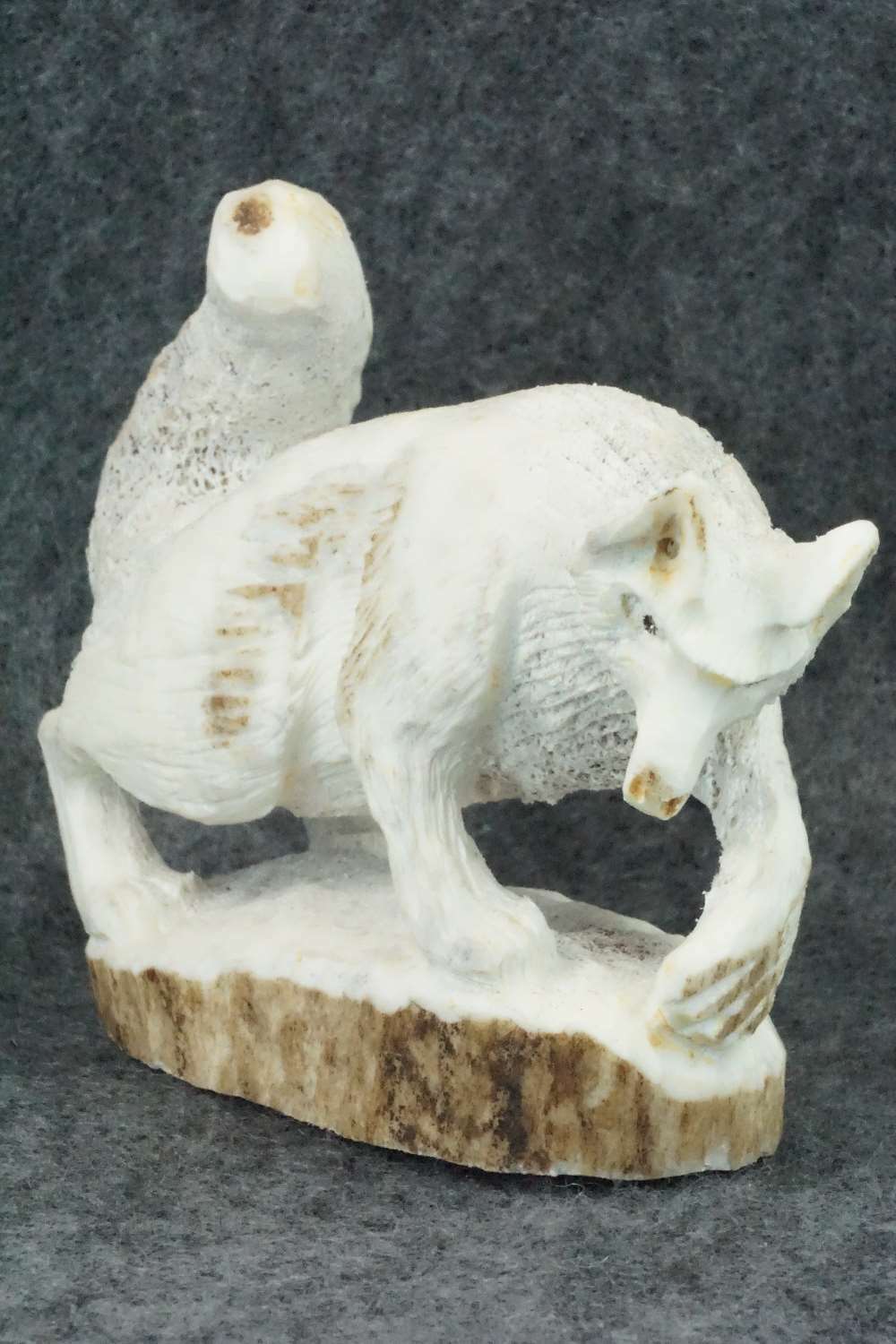 Wolf Zuni Fetish Carving - Lewis Malie Jr.