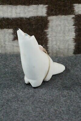 Wolf Zuni Fetish Carving - Delvin Leekya
