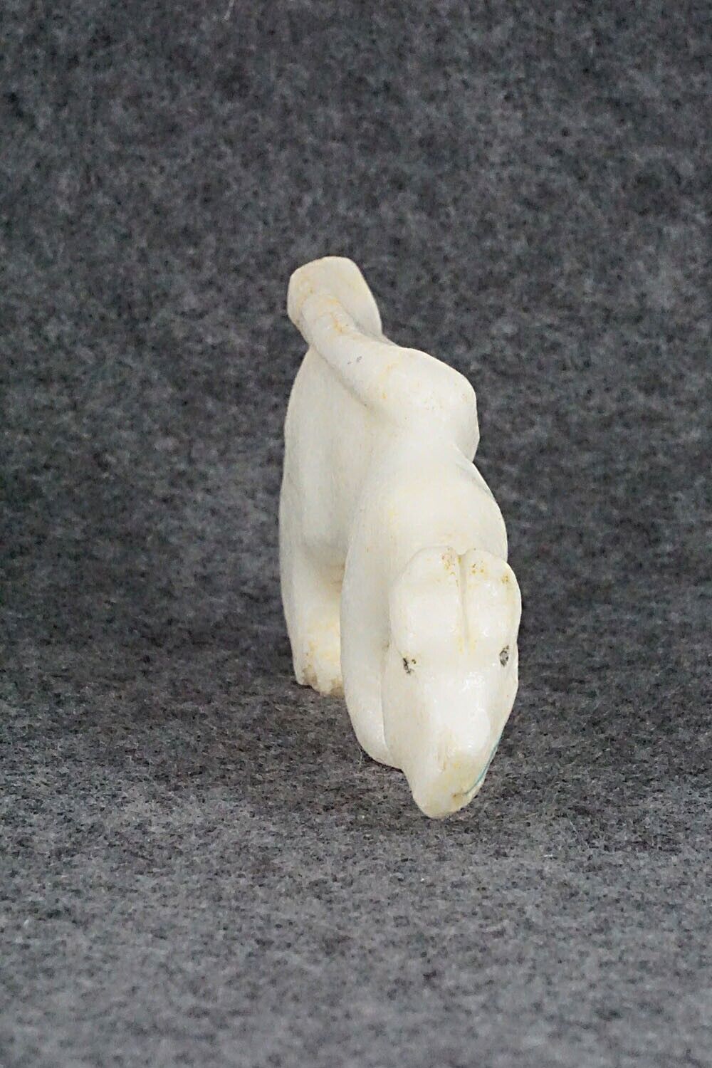 Mountain Lion Zuni Fetish Carving - Kevin Quam