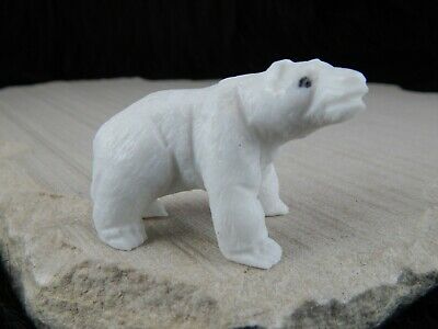 Bear Zuni Fetish Carving - Herbert Him - High Lonesome Trading
