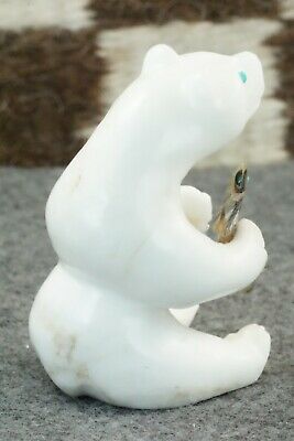Bear Zuni Fetish Carving - Michael Laweka