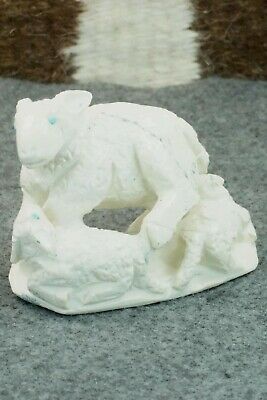 Sheep Zuni Fetish Carving - Derrick Kaamasee